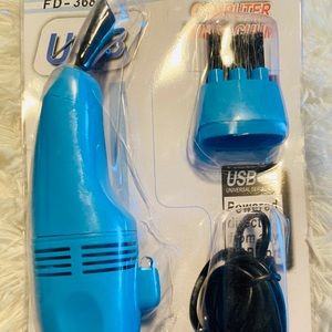 Vacuum laptop, keyboard, car